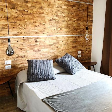 Arya Cagliari Hotell Exteriör bild