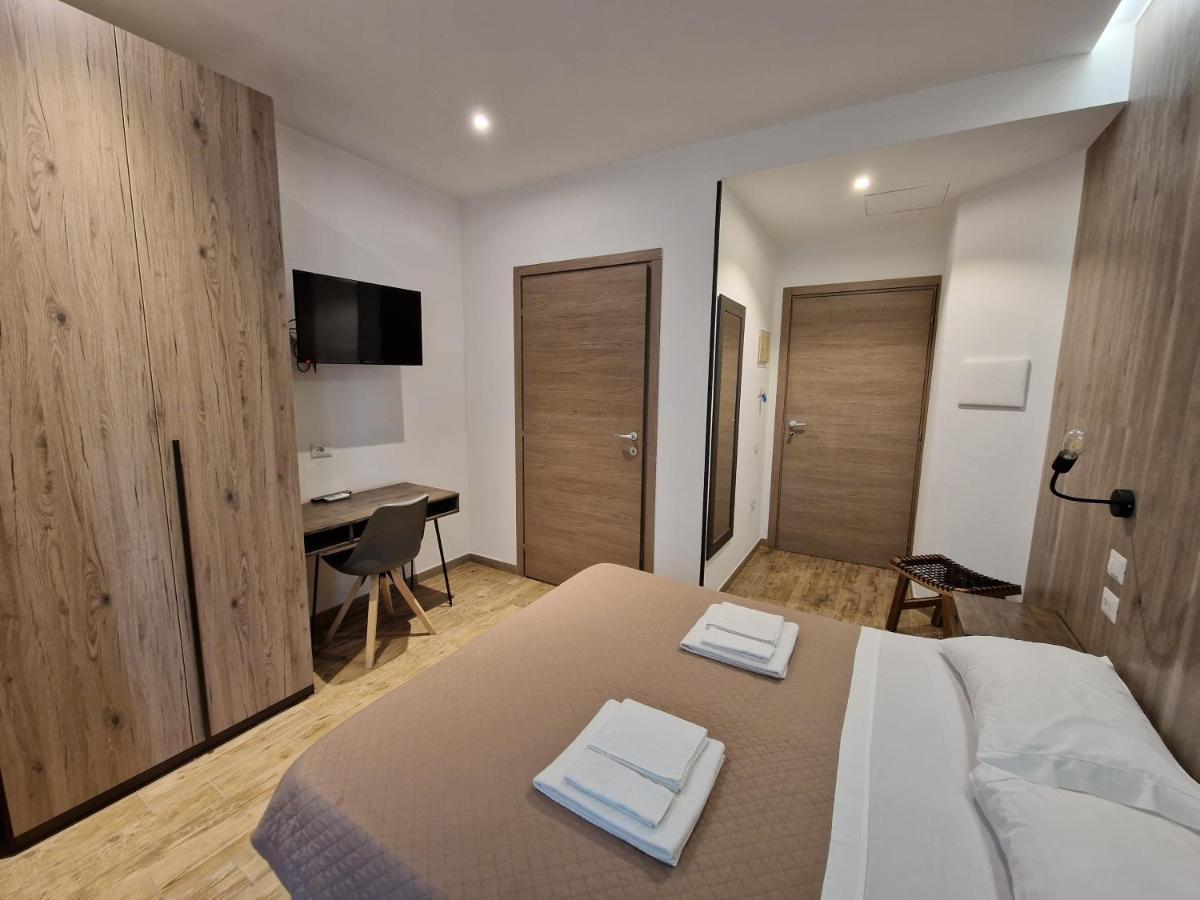 Arya Cagliari Hotell Exteriör bild