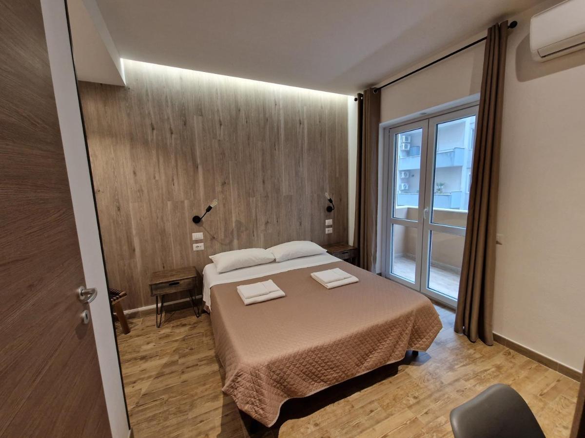 Arya Cagliari Hotell Exteriör bild