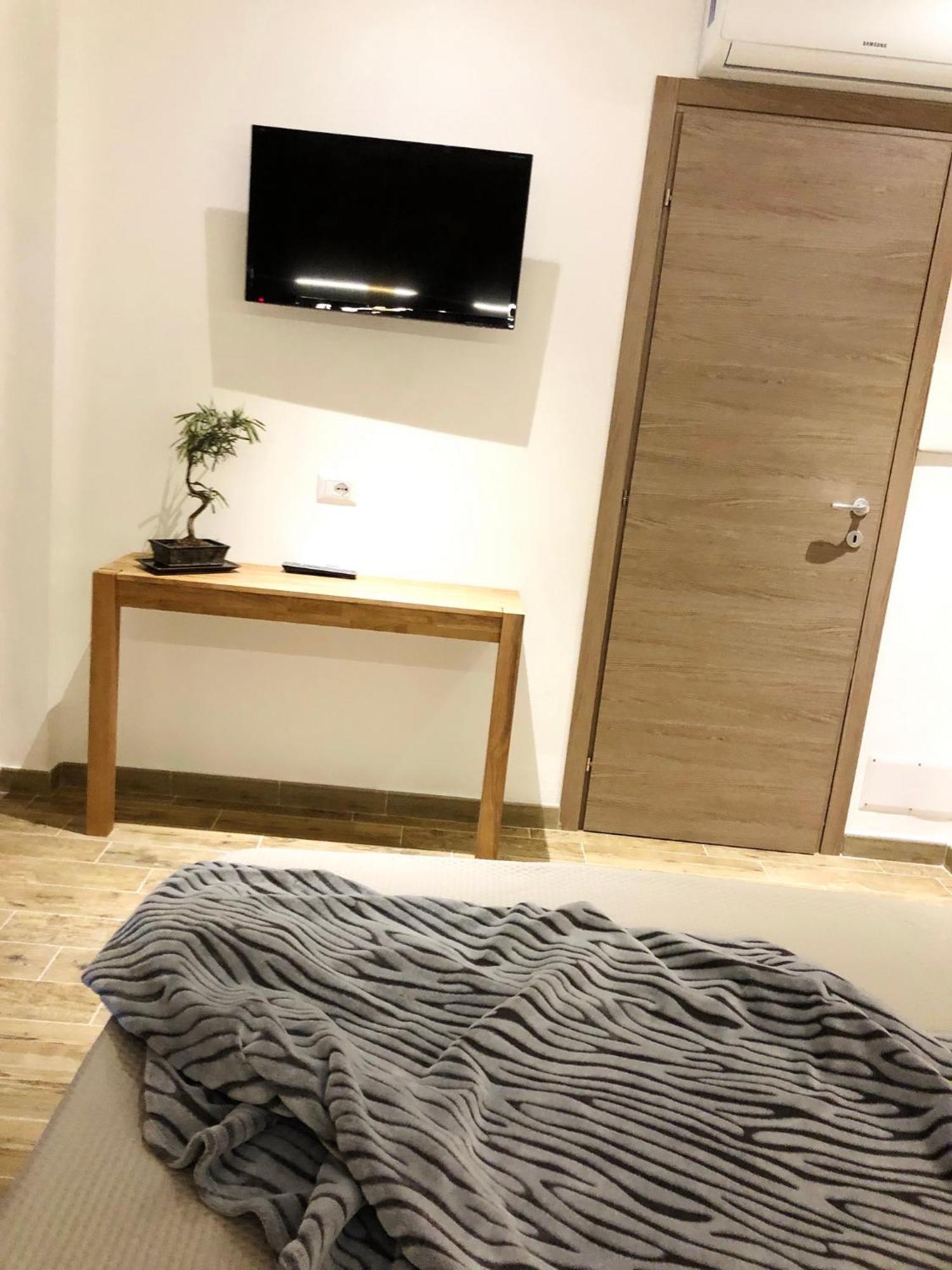Arya Cagliari Hotell Exteriör bild