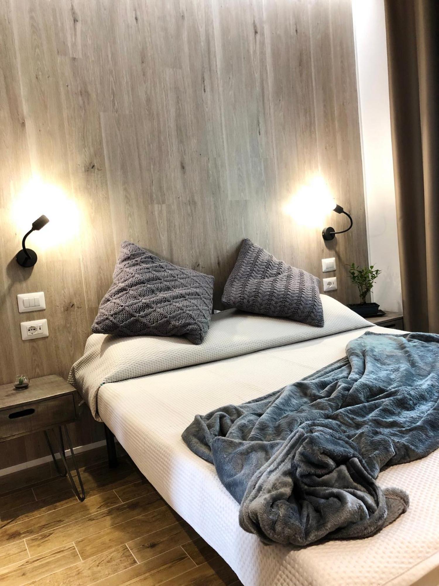 Arya Cagliari Hotell Exteriör bild