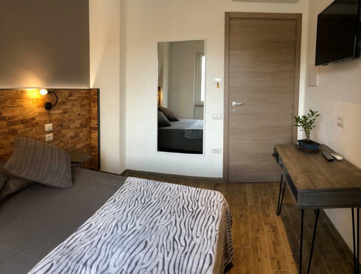 Arya Cagliari Hotell Exteriör bild