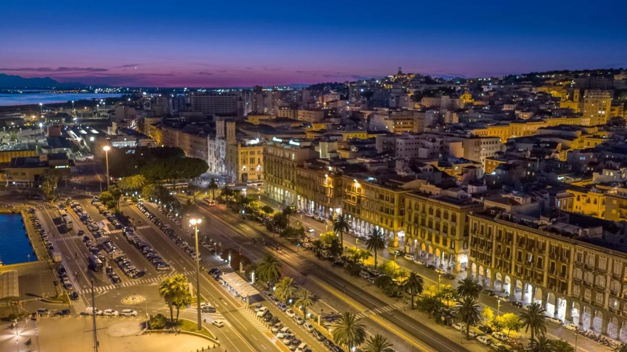 Arya Cagliari Hotell Exteriör bild