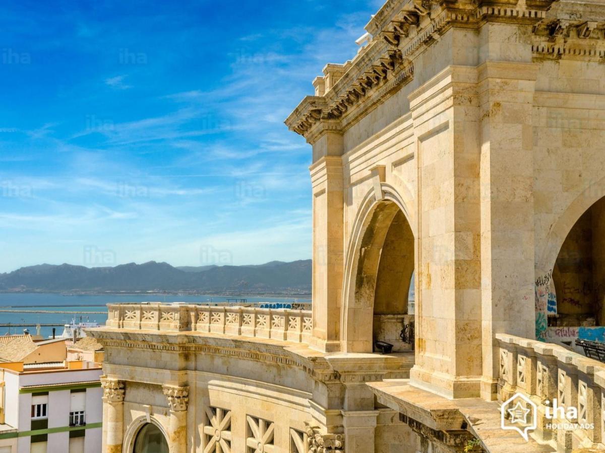 Arya Cagliari Hotell Exteriör bild